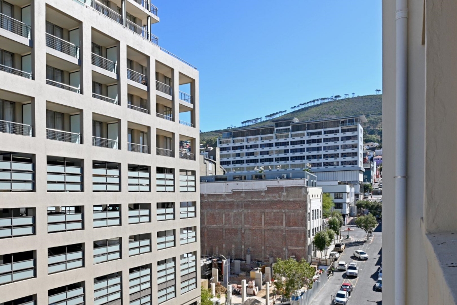 1 Bedroom Property for Sale in Cape Town City Centre Western Cape
